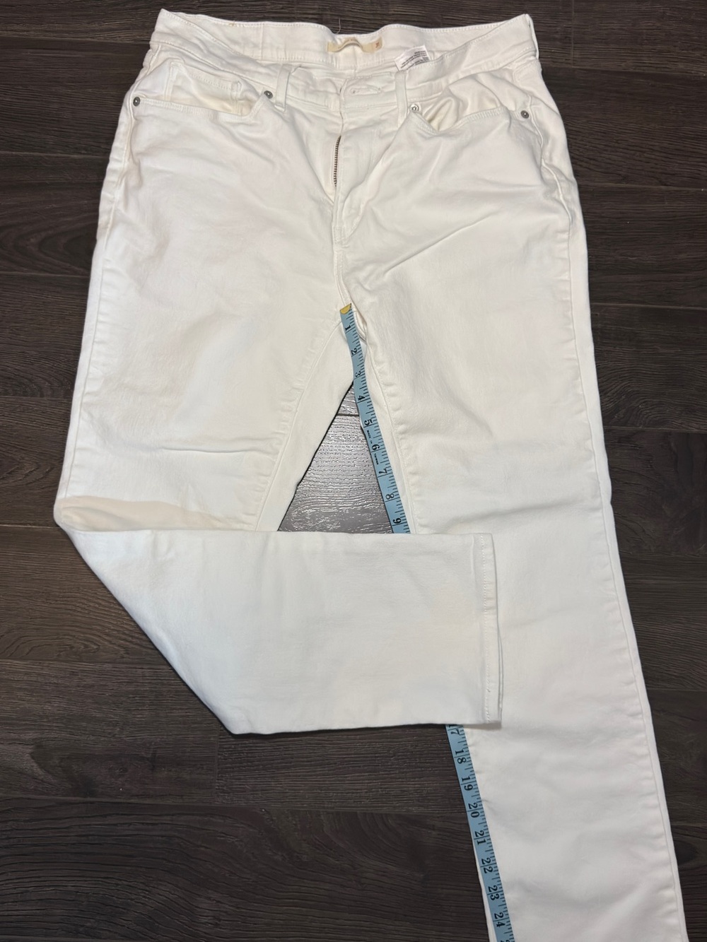 Levi’s Strauss Women’s Straight Leg White Jeans - Clean Classic Style